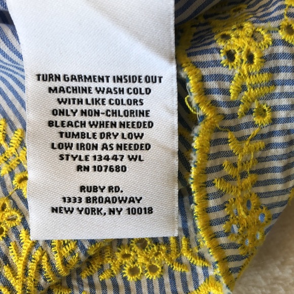 Ruby Rd top with embroidery edge - Picture 6 of 6